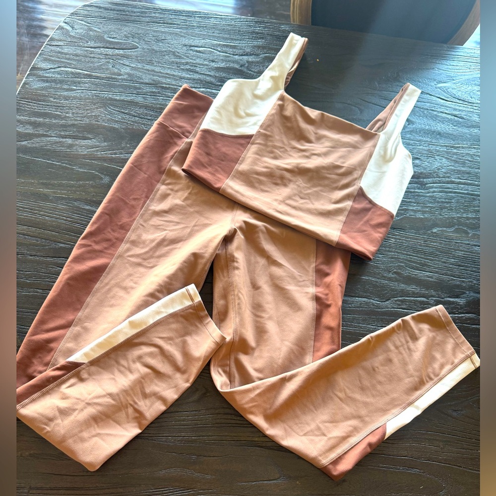 Abercrombie Y P B Colorblock Activewear (BOTTOMS ONLY**) ♥︎CurveLove L long